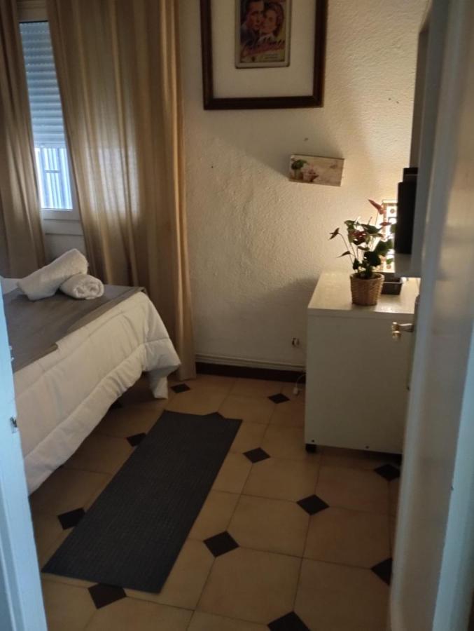 Gaudi 51 Apartment Barcelona Bagian luar foto